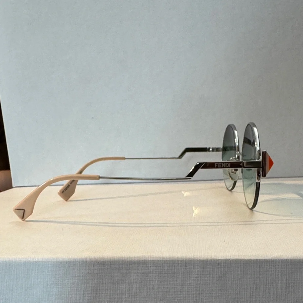 Fendi Round Gradient Sunglasses with Orange Accents - Picture 5 of 8